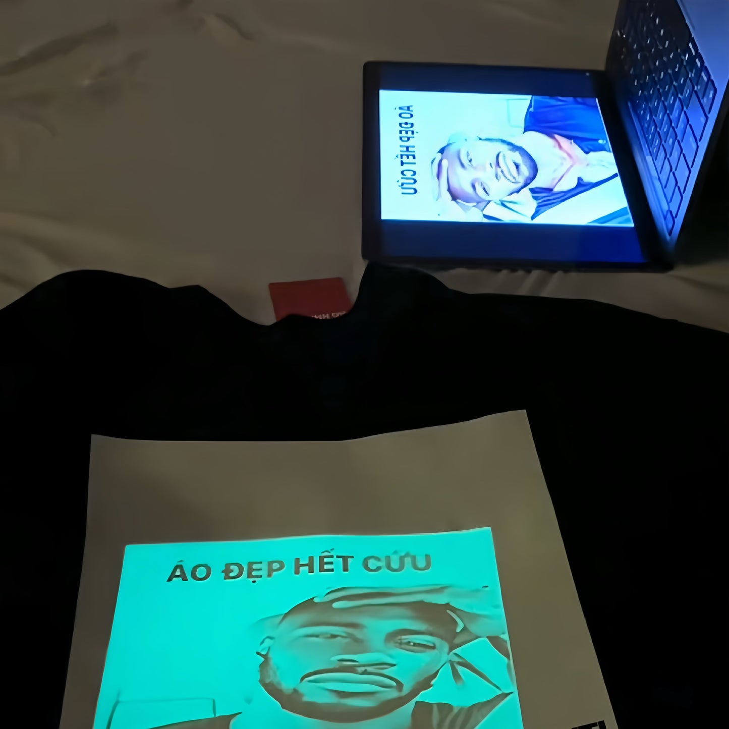 GlowCanvas Tee – Light-Activated Drawing T-Shirt - TrendyShopy